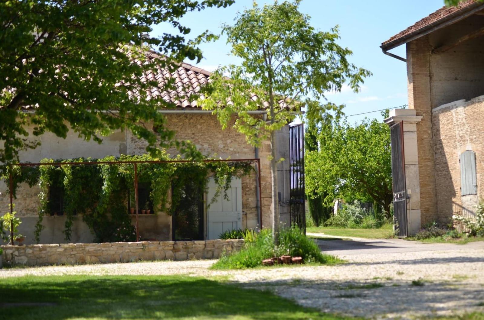 Ferme St Pierre 2 Suites Avec Repas, Piscine, Clim, Cheminee Ou Baignoire Spa 沙伯伊 外观 照片